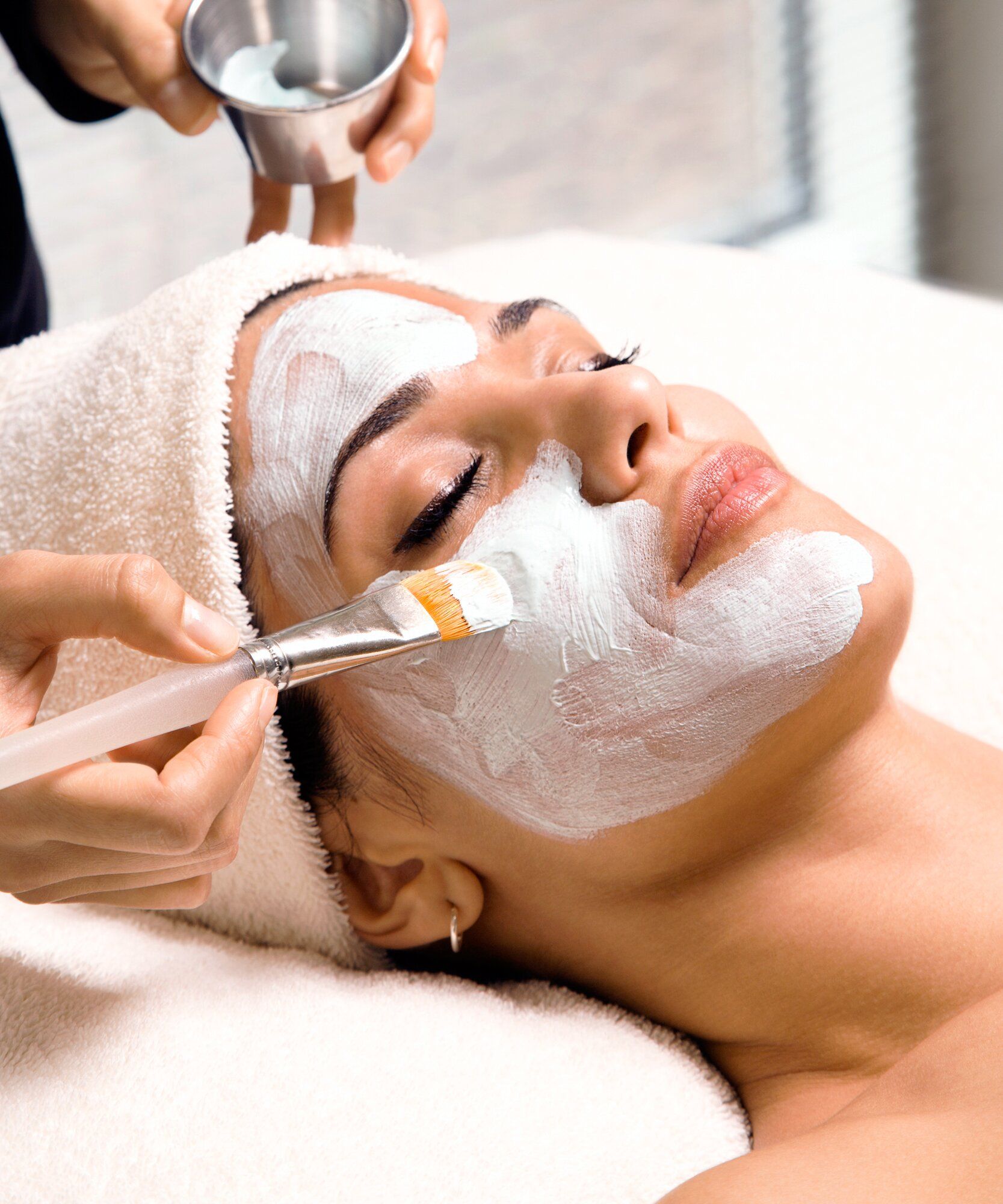Medical facials Orlando at Healing Skin Medical Aesthetics by Dr. Cecilia Rusnak