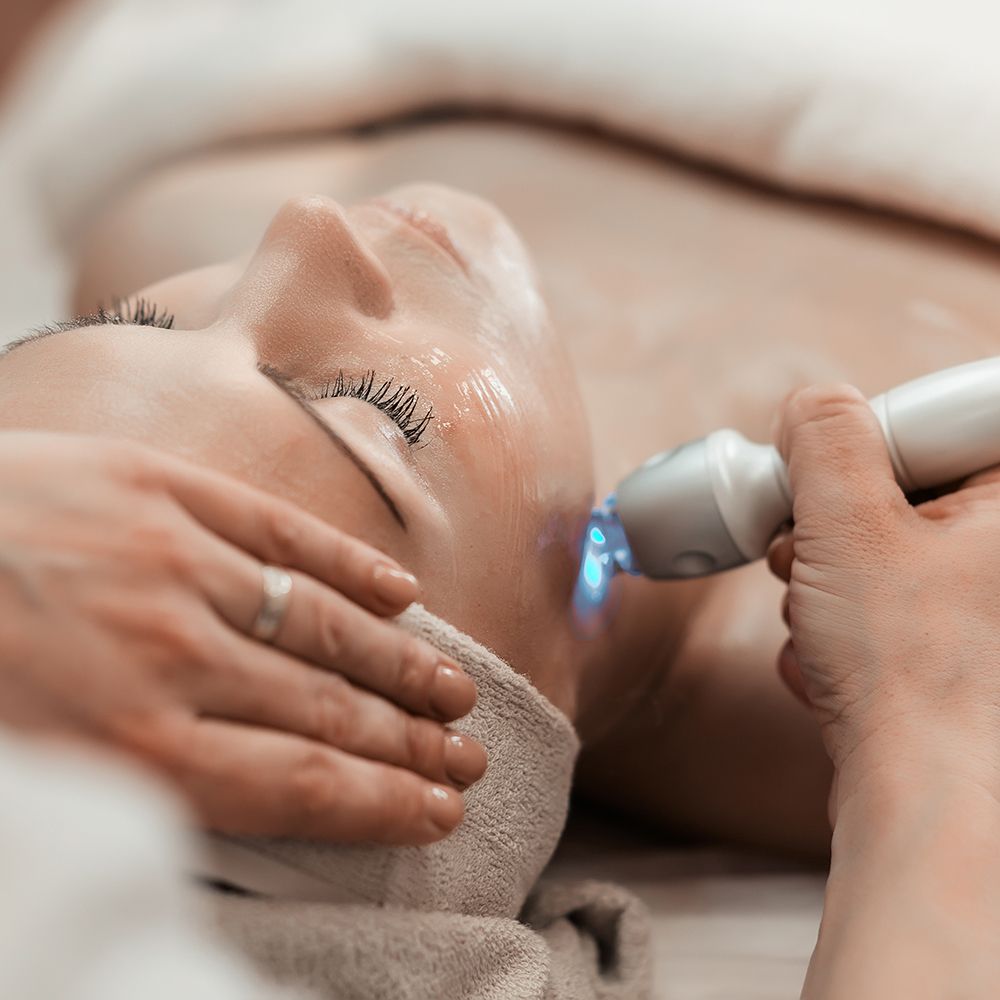 Professional microdermabrasion LED therapy Orlando by Dr. Cecilia Rusnak