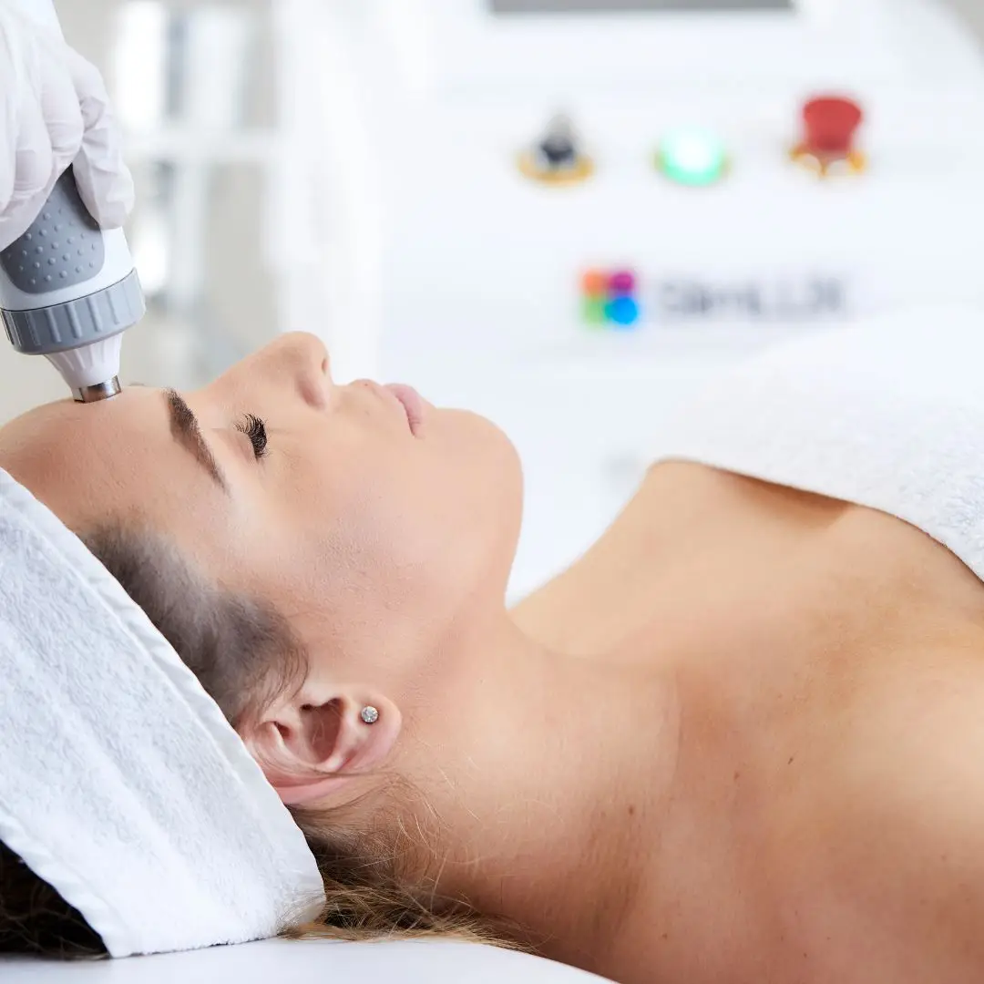 Facial Radiofrequency (RF) Treatment helps tighten skin, boost collagen, and improve facial contours with no downtime. Learn how RF treatment works, its benefits, who qualifies, and how to book your session in Kissimmee and Orlando.